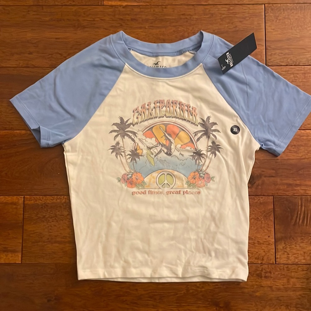 Hollister crop top never worn